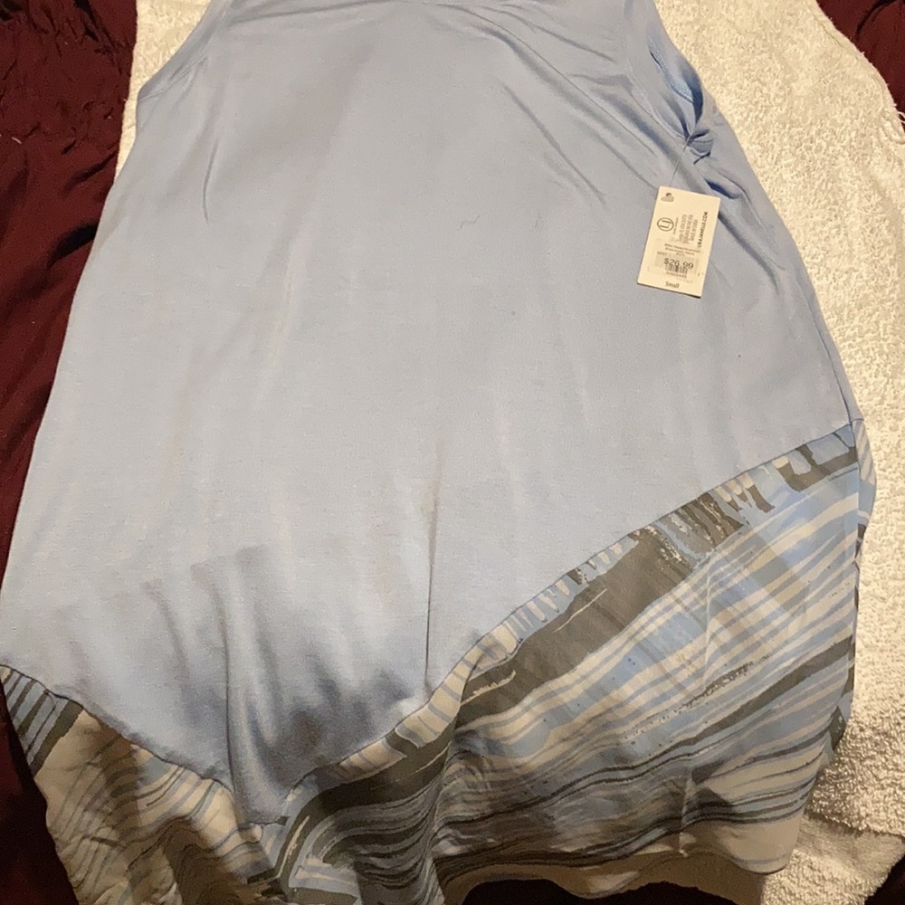 A JANELLE LADIES BLOUSE WITH ART DECOR
